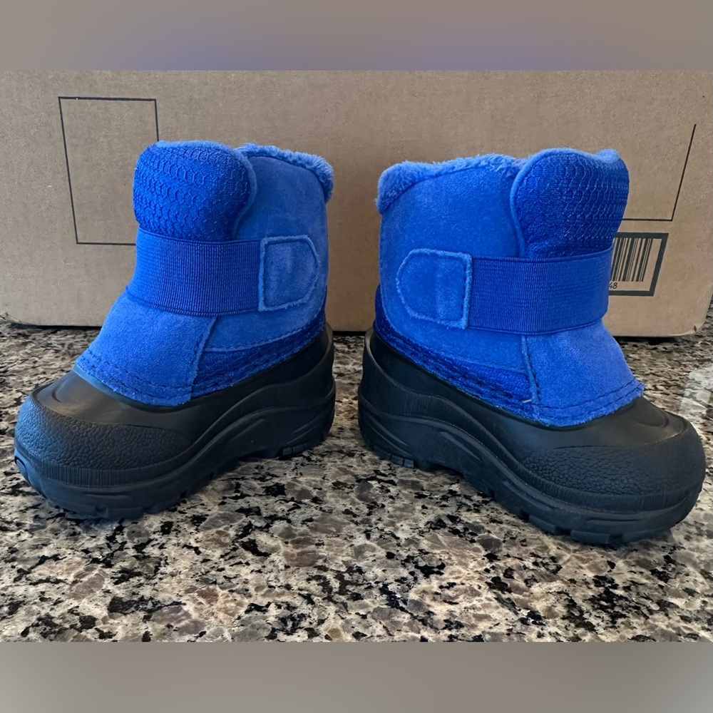 ✨LIKE NEW✨The North Face Toddler Alpenglow lI Boots Size 4 - Picture 3 of 14